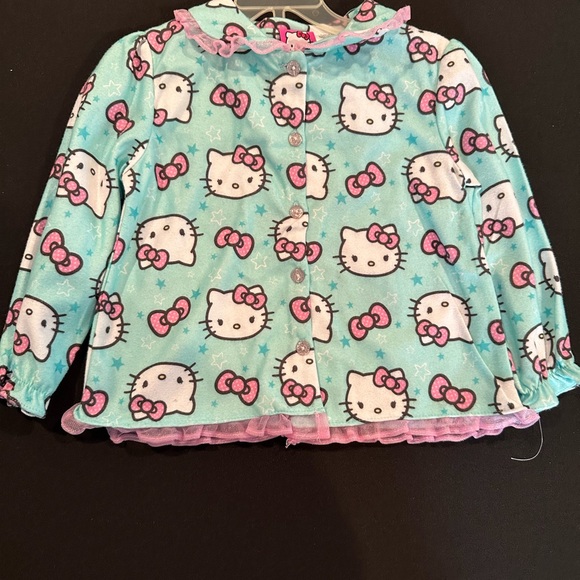 Hello Kitty 2pc PJ set - size 3T - Brand New Never worn - Picture 2 of 4